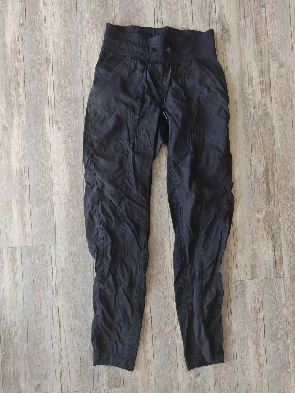 Lululemon Street To Studio Pant II  27 Inch Black Size 2 great condition